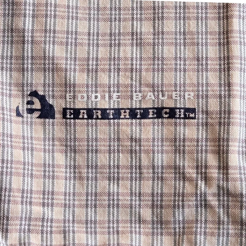 Eddie Bauer Legend Earthtech McNary Short Sleeve Medium Tan Plaid Fishing Vented